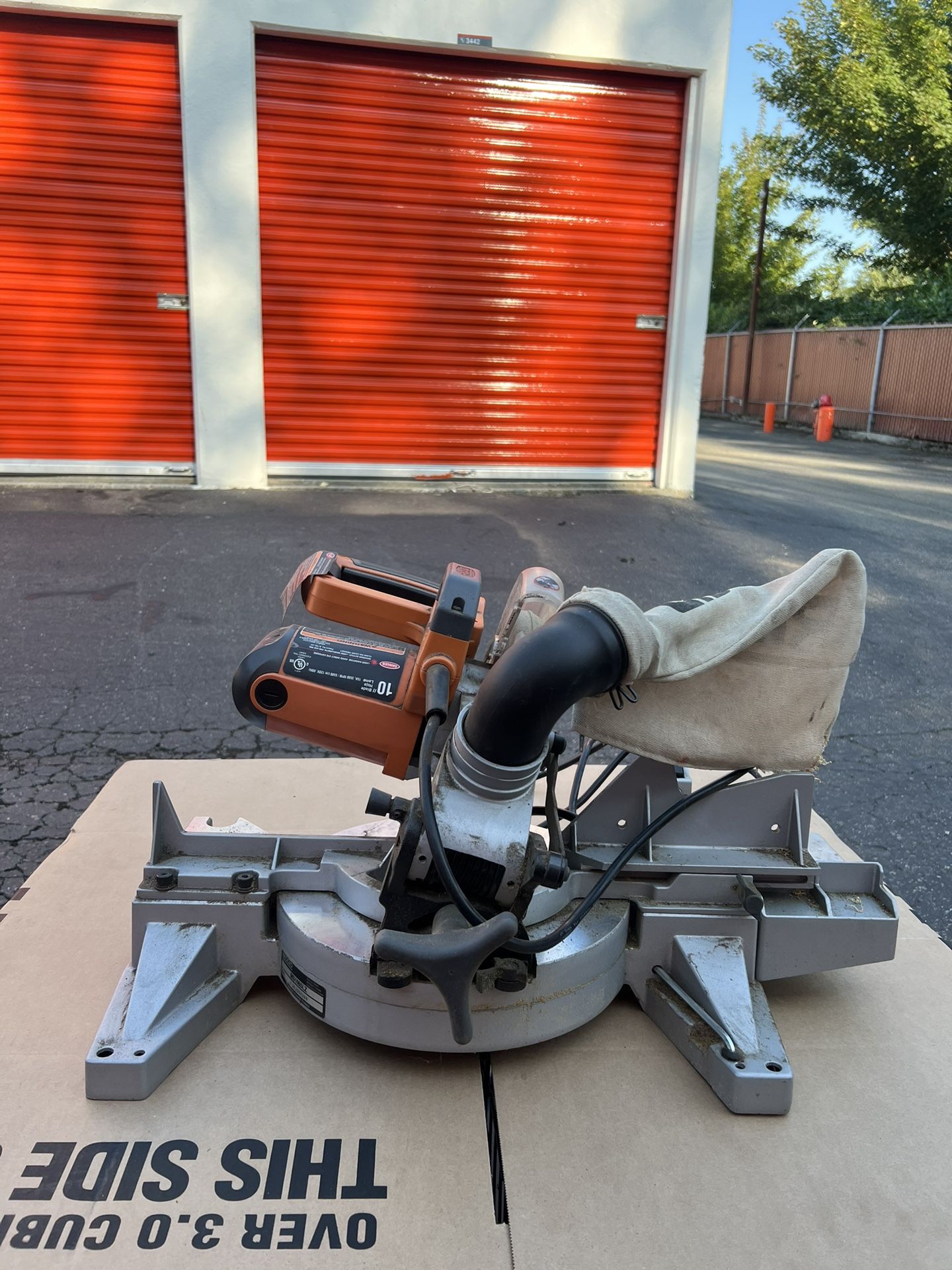 Ridgid MS1065LZA 10-Inch Compound Miter Saw
