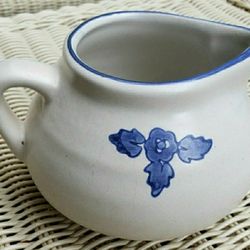 Stoneware GRAVY Server!  Like NEW! 