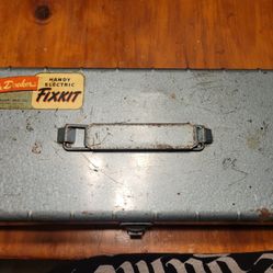 **NEED GONE ASAP** Vintage Black & Decker FixKit