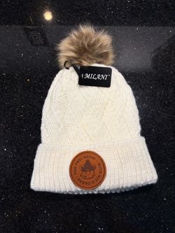 Milani White Cable Knit Beanie with Faux Fur Pom Pom