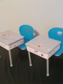 2 Doll Desk
