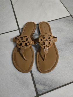 Tory burch miller thong sandals