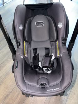 Shyft Dual Ride Convertible Carseat Stroller 2 in 1