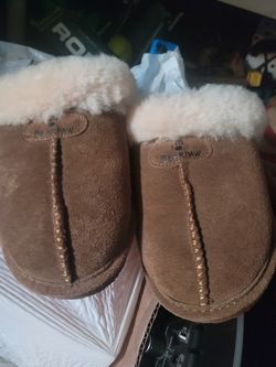 BearPaw Slip On