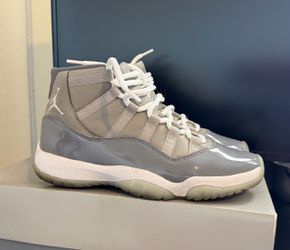 Air Jordan 11 Retro Cool Greys $250 size 7.5