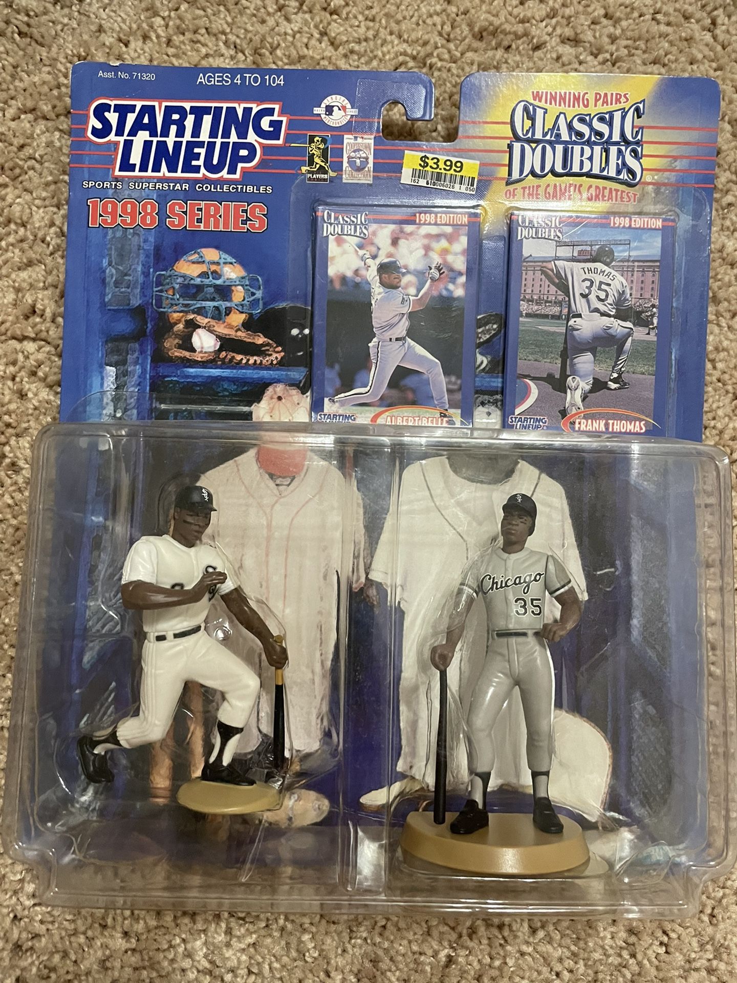 Albert belle & Frank Thomas MLB figure toys