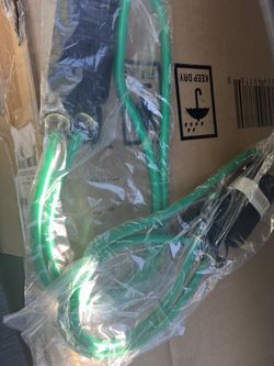 Resistance exercise fitness bands with handles