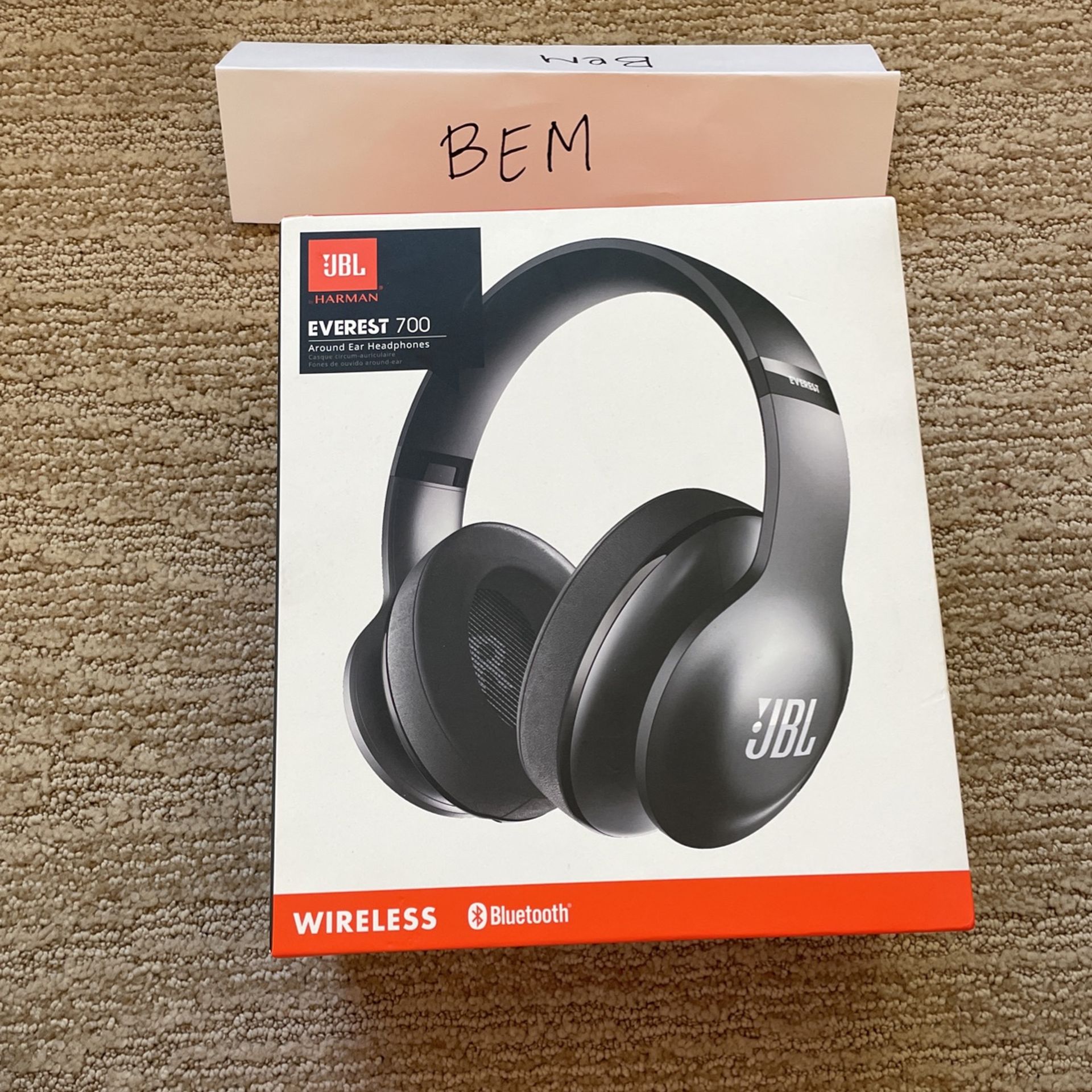 JBL Everest 700 Black Noise Canceling Wireless Headphones