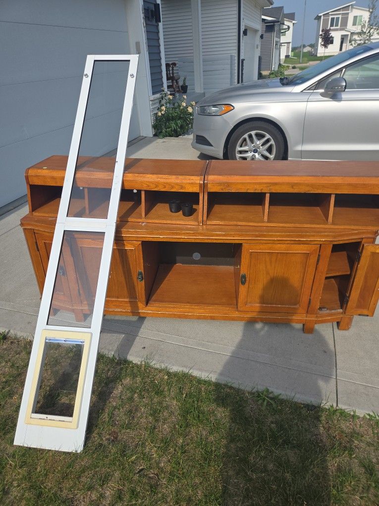 Free Cabinet And Stuff