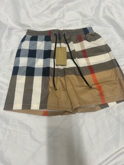 Burberry shorts size large