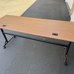 Foldable Computer/Office Table with Wheels