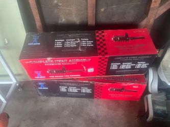 2015 Ford Explorer BRAND NEW STRUTS