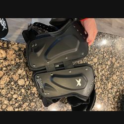 Xenith Shoulder Pads