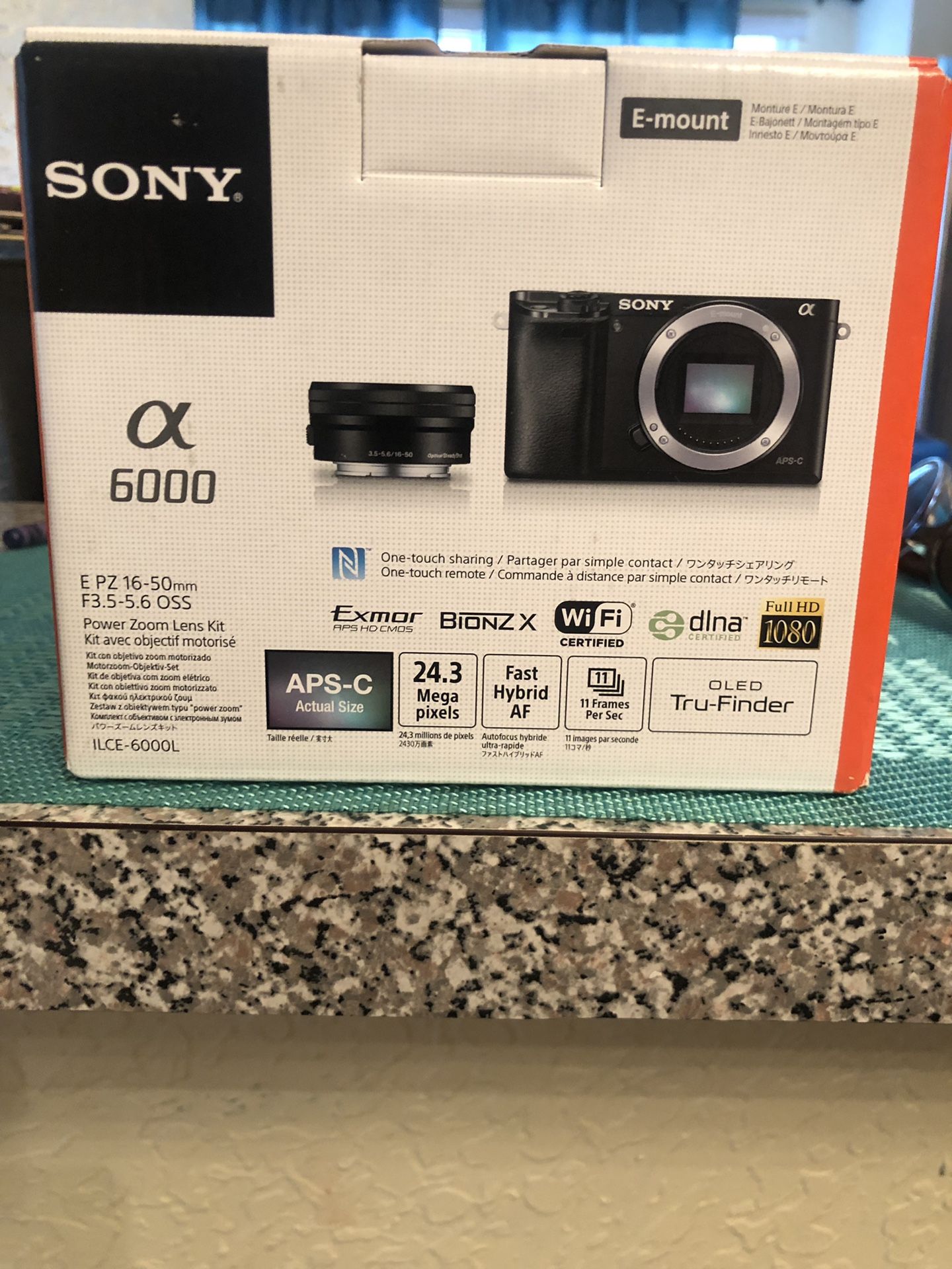 Brand new sony a6000 camera