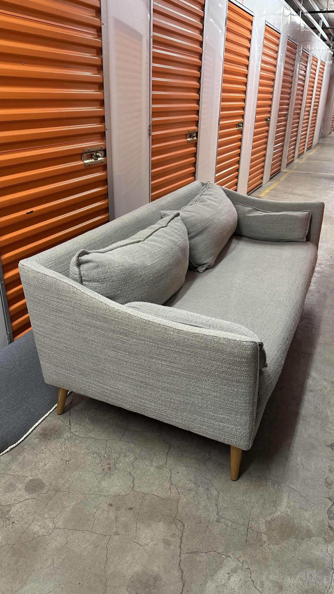 West Elm Sofa, Model Antwerp