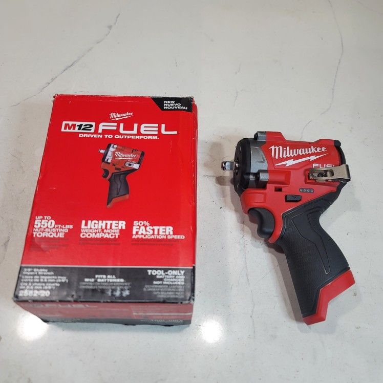 Milwaukee
M12 FUEL 12V Lithium-Ion Brushless Cordless Stubby 3/8 in. Impact Wrench (Tool-Only)