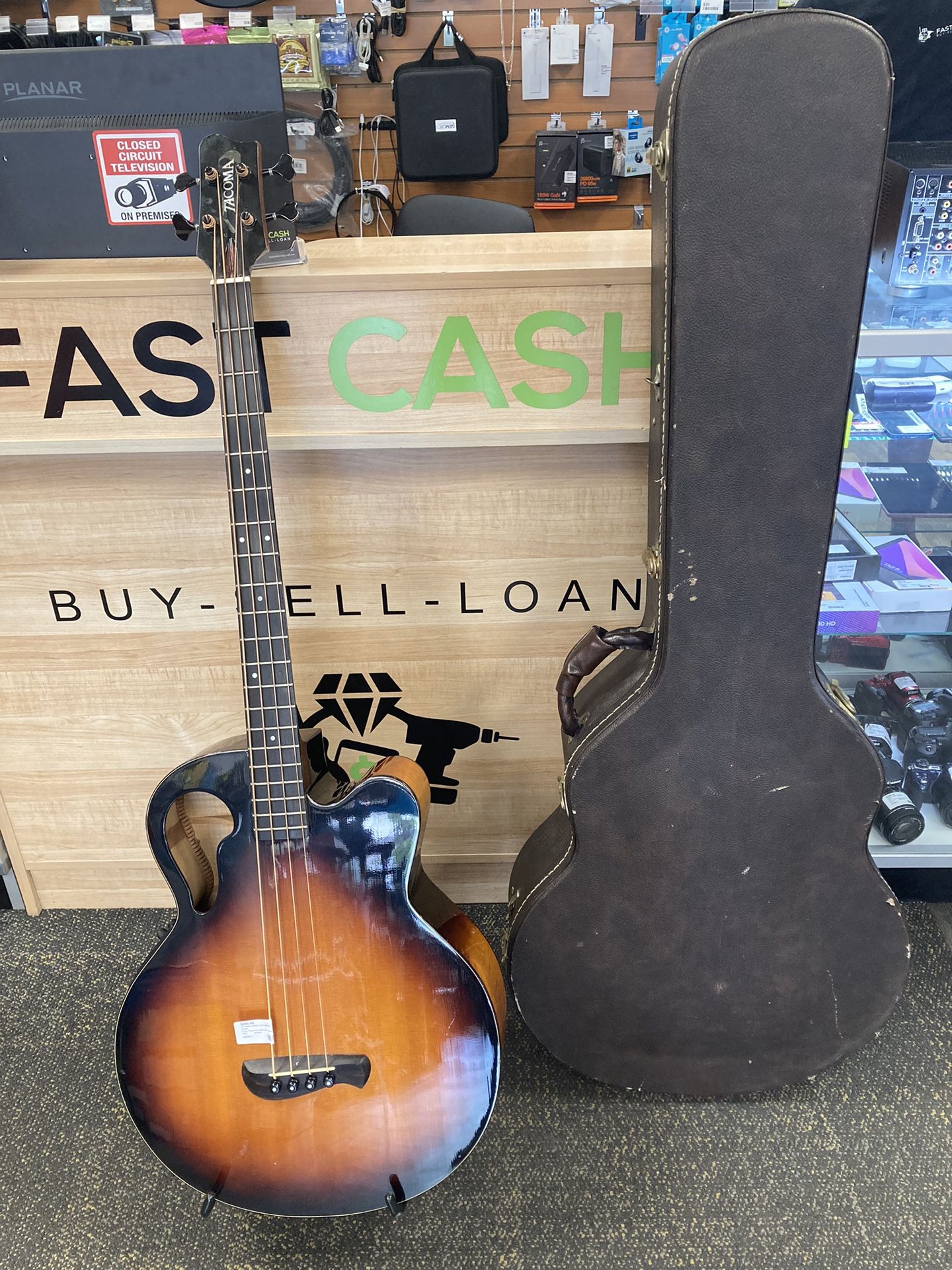 Tacoma Thunderchief CB28C 2004 - Cherry Sunburst w/Case