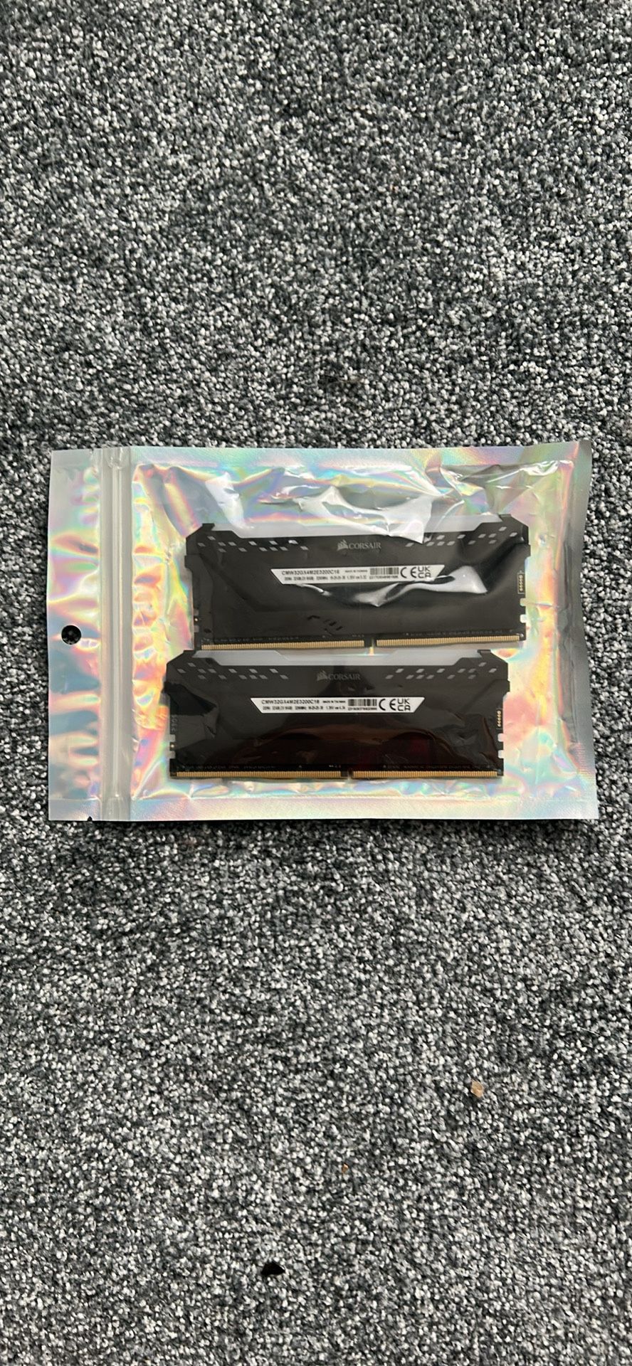 (2) 2x16GB DDR4 Corsair RGB Vengeance Pro Ram