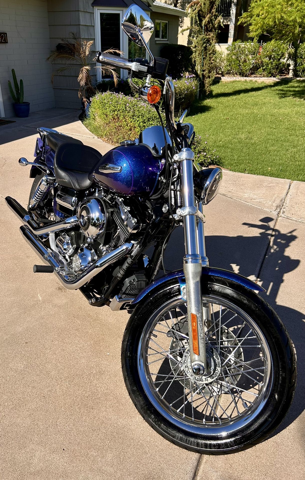 2010 HARLEY DAVIDSON DYNA SUPERGLIDE