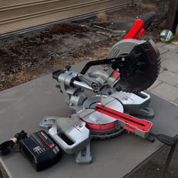 Craftsman Miter Saw 71/4 , 20v Battery 6.0
