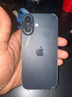 Iphone 17 (Locked)