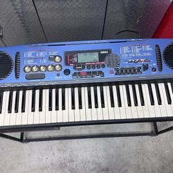 Yamaha DJX Electronic Keyboard 