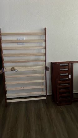 Toddler bed