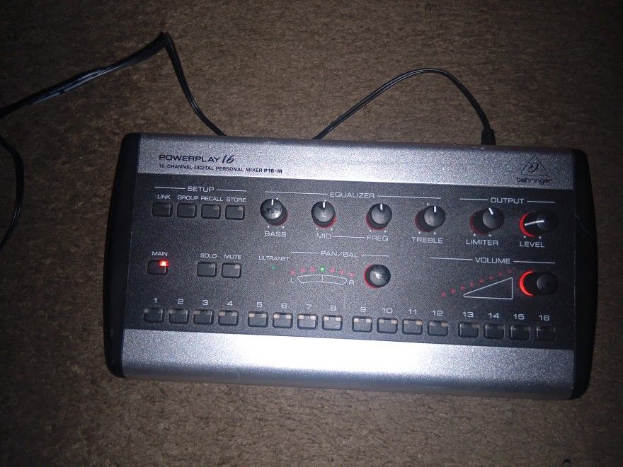 2# Beharringer Power 16 Digital Personal Mixers Model P16-m