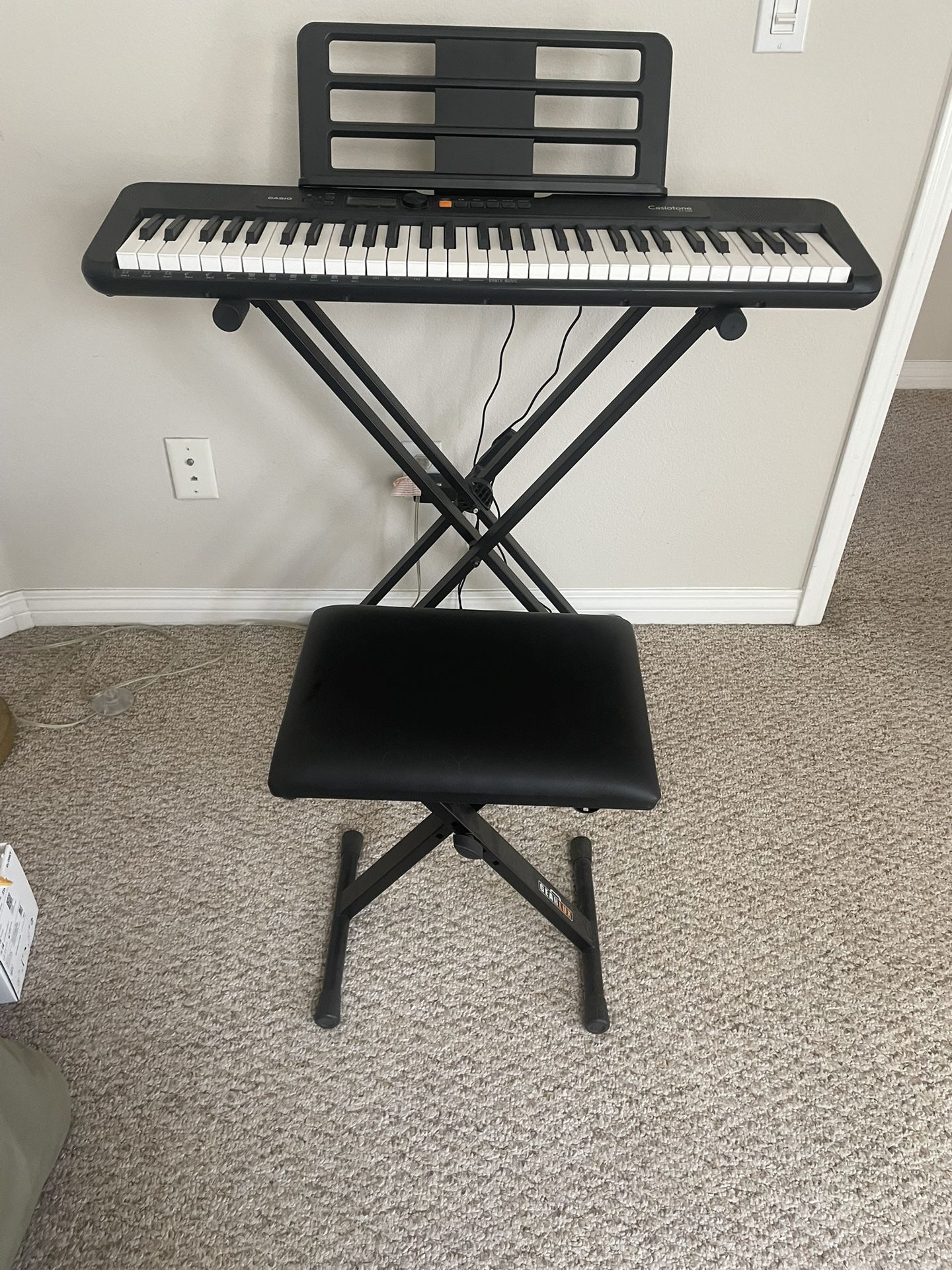 Portable Keyboard / Piano | Casiotone CT-S200
