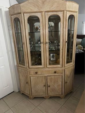 Wardrobe With Lights