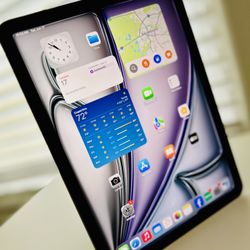 2025 Apple iPad Air 11-inch M3 Chip Built For Ai!! 256g!!! Brand New Just Opened !! 
