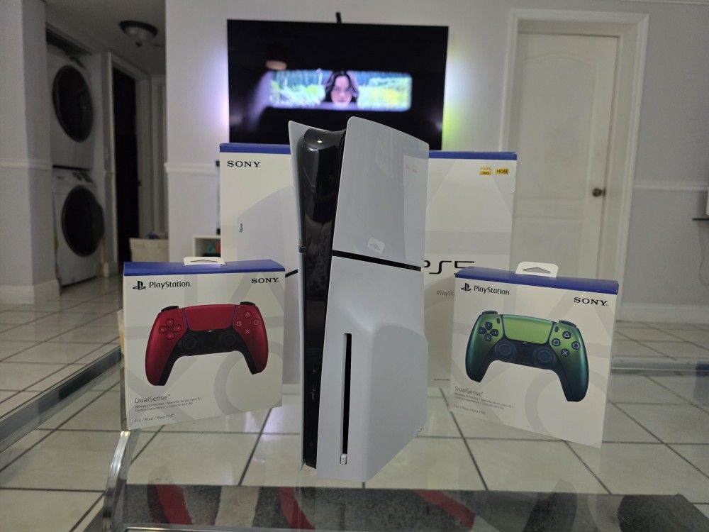 PS5 SLIM / 2 MANDOS / CABLE DE PODER Y HDMI