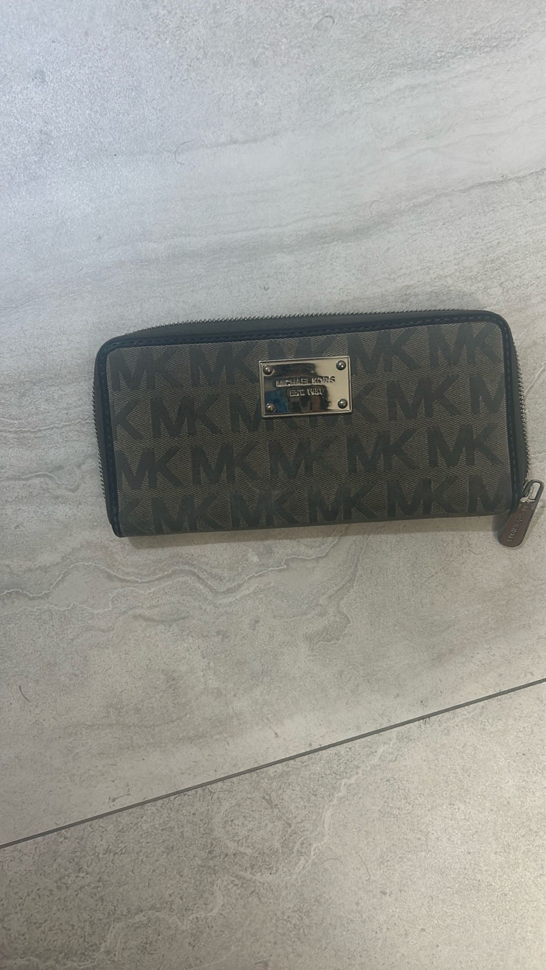Micheal Kors Wallet
