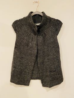 Max Mara grey sweater vest top