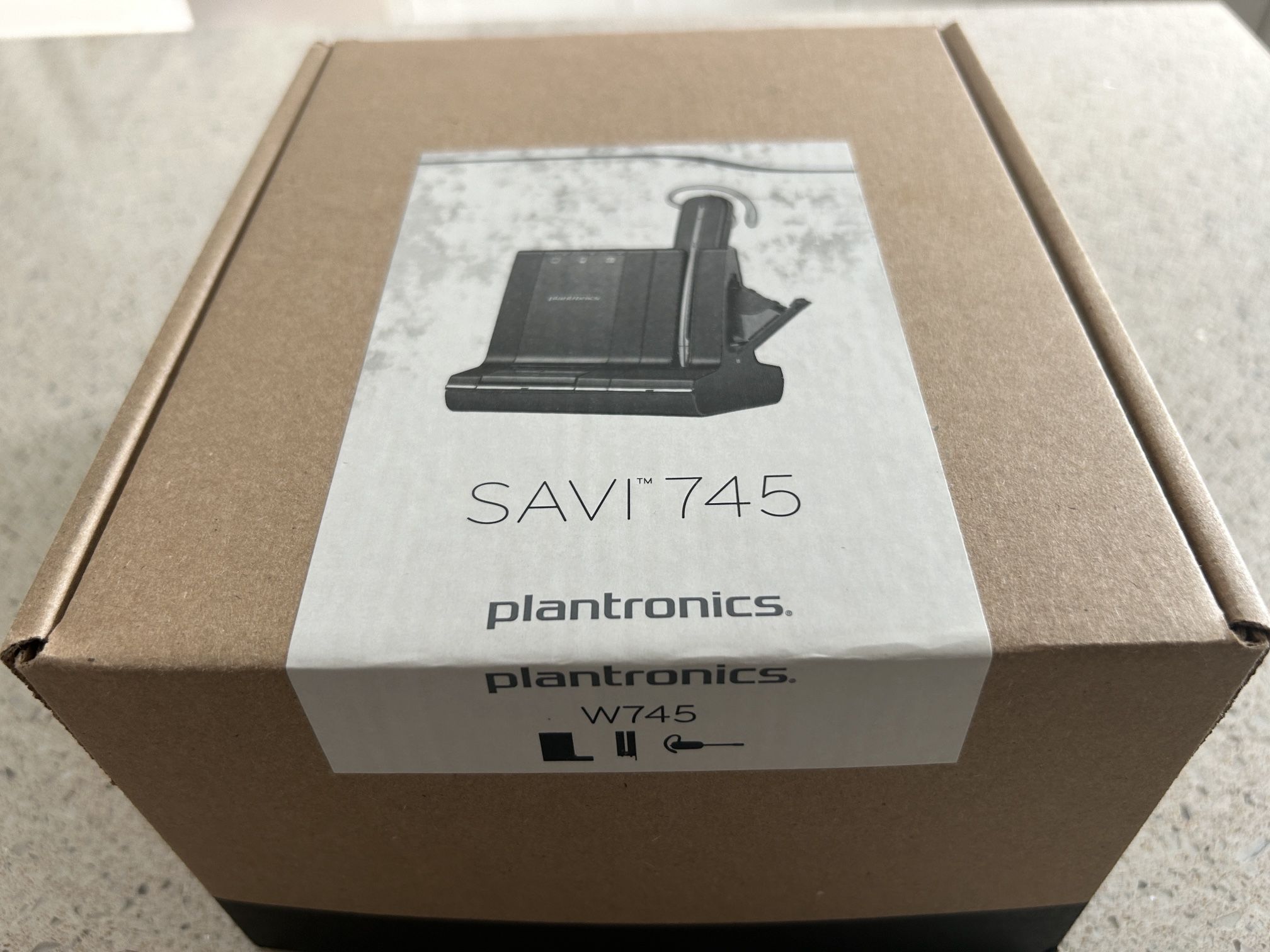 Plantronics SAVI W745 Headset