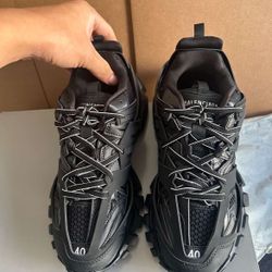 Balenciaga Track Runners Size 40EU or 7-7.5 US MEN 