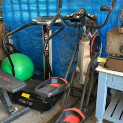 Pro Max Fitness Trainer Elliptical M5