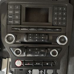 2016 Ford mustang radio / cd and wire connections