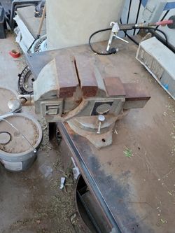 Big Heavy Duty Vice