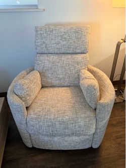 Beige Chenille Electric Recliner with USB & Type-C Ports