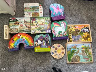 Quality kids puzzles 24-48 pieces each.