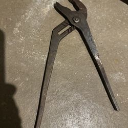 CHANNELLOCK PLIERS 11”