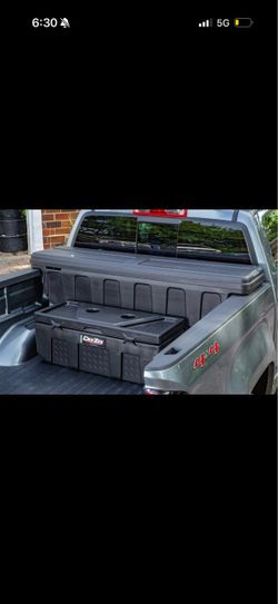 Dee Zee Truck Bed Tool Box