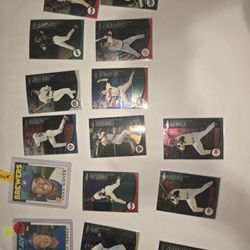 200 Sports CARDS + Cardboard BOX