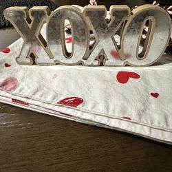 Valentine Decor Bundle 