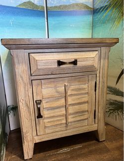 Night stand for $10