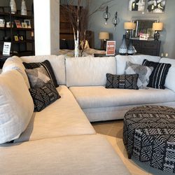 Ashley Gray Sectional Sofa With 6 Pillows And Pillow Cases