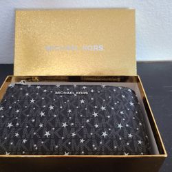 Michael Kors Wristlet - Brand New With Tag