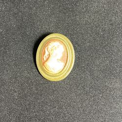 Vintage  Gold Cameo Brooch 