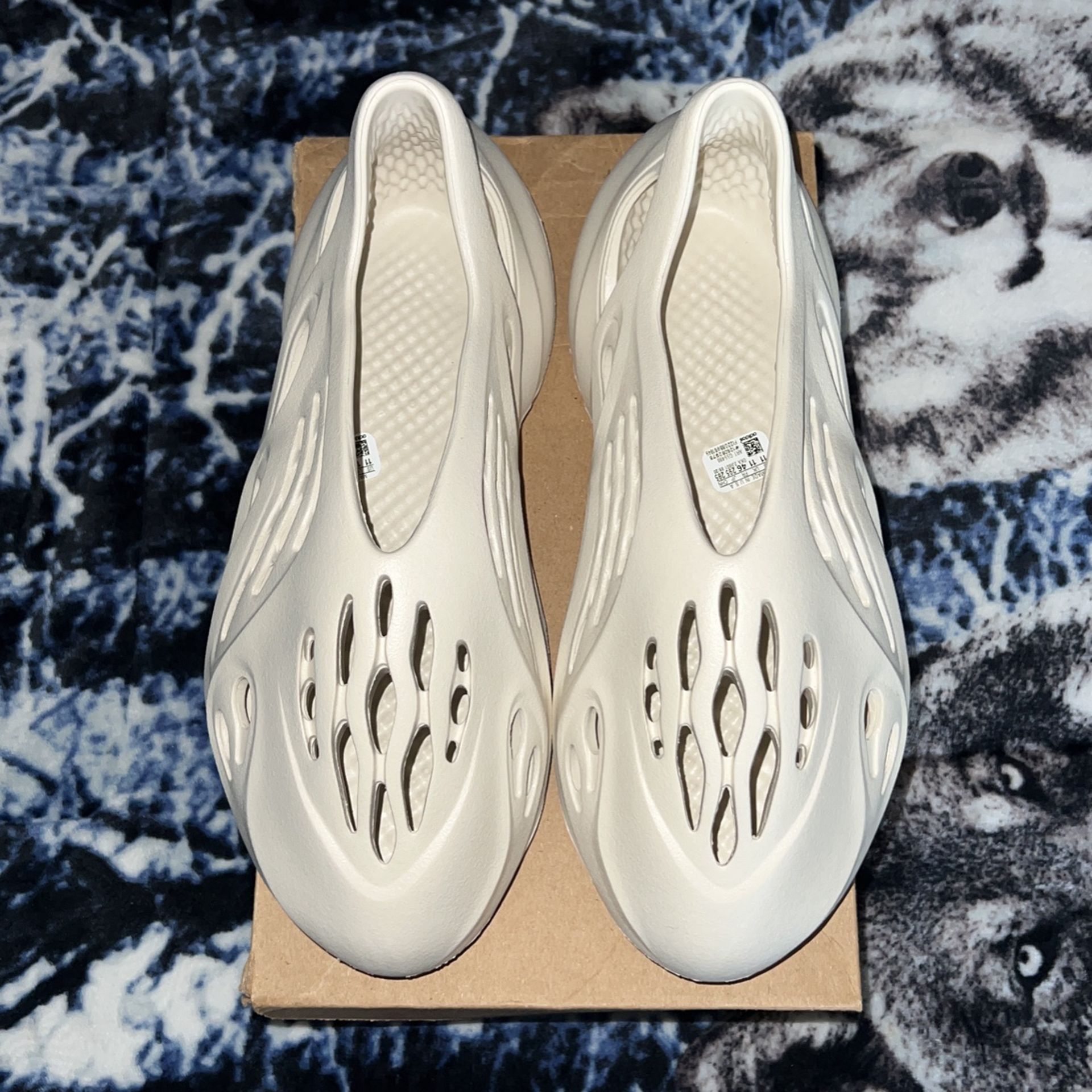 Adidas Yeezy Foam RNNR Ararat